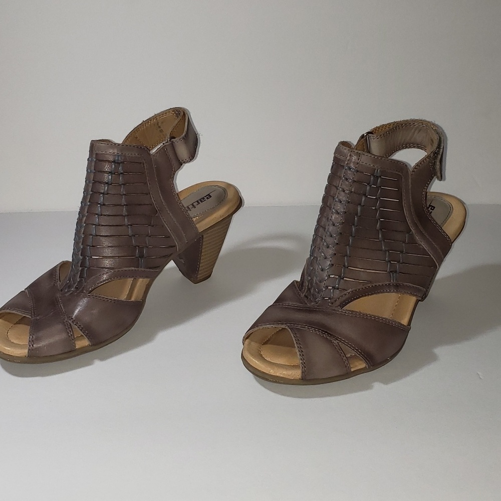 Sandals - Picture 3 of 4